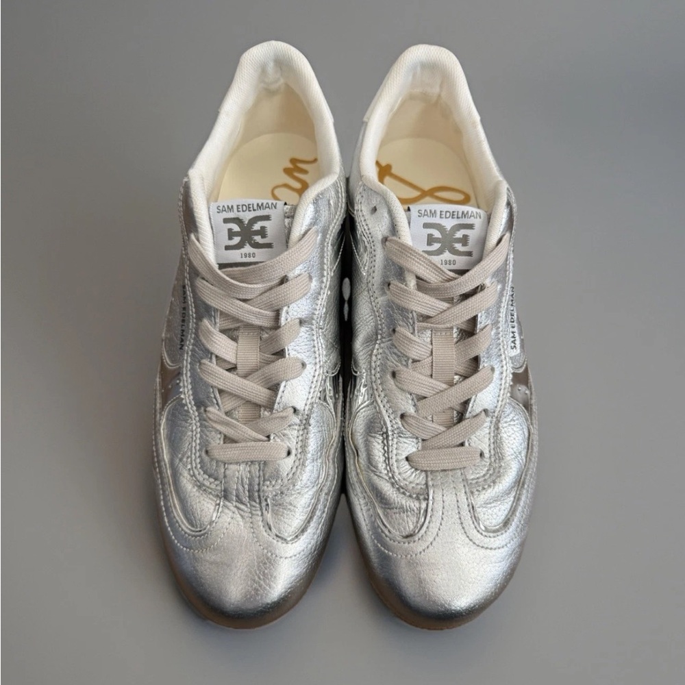 Sam Edelman Women’s Kallen Sneaker Silver Metallic Size 10